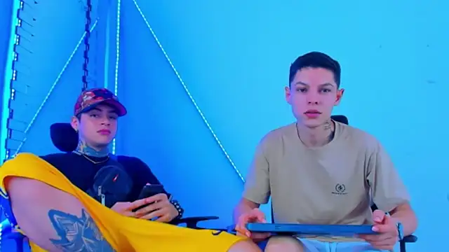 Snapshot of HOT_boy2025 chatting on October 2025 01:28:01 AM HOT boy2025 online show from October 2025 01:28:01 AM