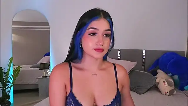 AnnyHizzle online show from September 2025 02:58:02 AM