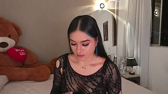 AnnyHizzle online show from November 2025 01:37:01 AM