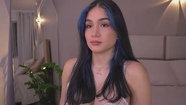 AnnyHizzle online show from June 2026 12:38:01 AM