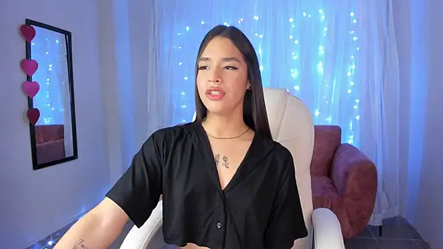 Alice23jones online show from February 2025 02:44:01 PM