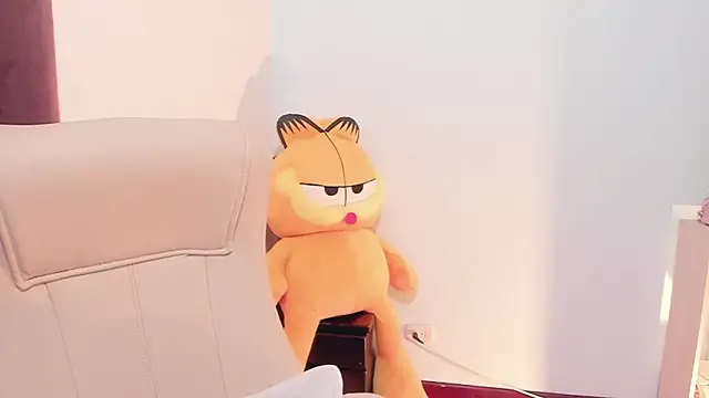 Snapshot of little-eli chatting on January 2025 07:09:02 PM little-eli online show from January 2025 07:09:02 PM