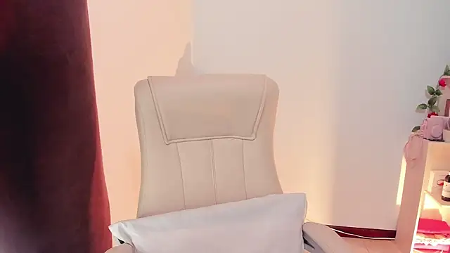 Snapshot of little-eli chatting on February 2025 07:13:01 PM little-eli online show from February 2025 07:13:01 PM