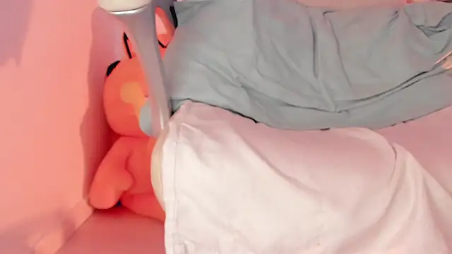 Snapshot of little-eli chatting on February 2025 10:11:01 PM little-eli online show from February 2025 10:11:01 PM