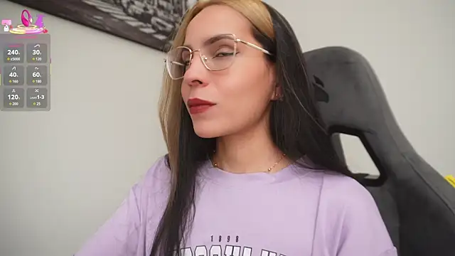 Snapshot of little-eli chatting on October 2025 07:16:01 PM little-eli online show from October 2025 07:16:01 PM