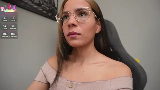 Snapshot of little-eli chatting on October 2025 07:15:02 PM little-eli online show from October 2025 07:15:02 PM