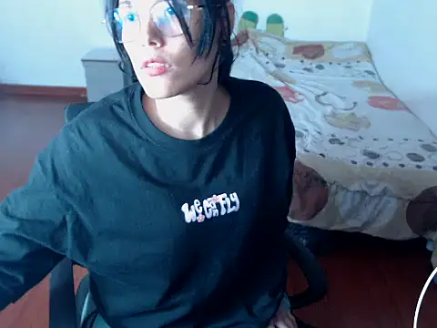 Snapshot of home_vlak chatting on November 2025 11:49:02 PM home vlak online show from November 2025 11:49:02 PM