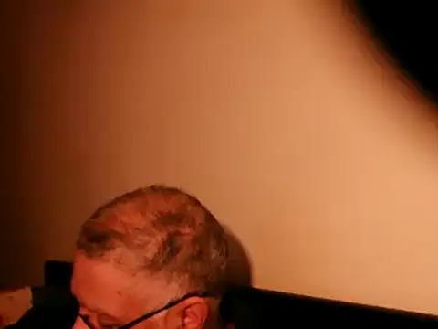 Snapshot of 100Tauros chatting on February 2025 08:36:01 PM 100Tauros online show from February 2025 08:36:01 PM