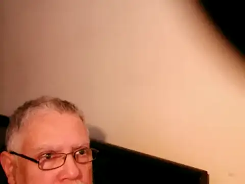 Snapshot of 100Tauros chatting on February 2025 08:59:02 AM 100Tauros online show from February 2025 08:59:02 AM