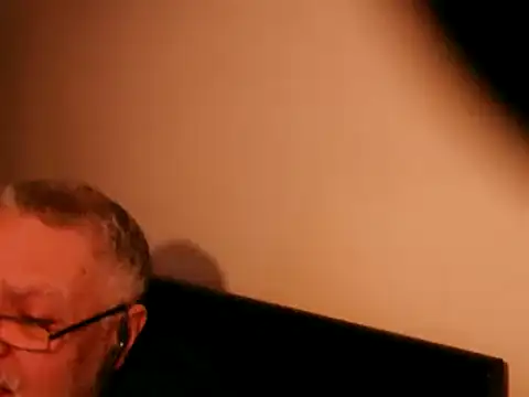 Snapshot of 100Tauros chatting on February 2025 08:39:01 AM 100Tauros online show from February 2025 08:39:01 AM