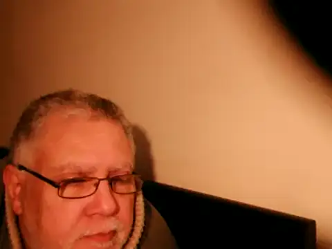 Snapshot of 100Tauros chatting on March 2025 05:07:02 PM 100Tauros online show from March 2025 05:07:02 PM