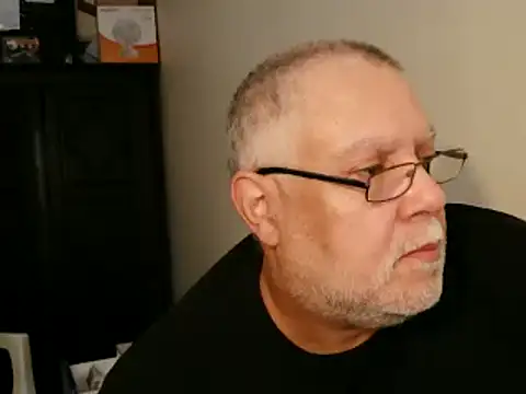 Snapshot of 100Tauros chatting on September 2025 08:36:02 AM 100Tauros online show from September 2025 08:36:02 AM