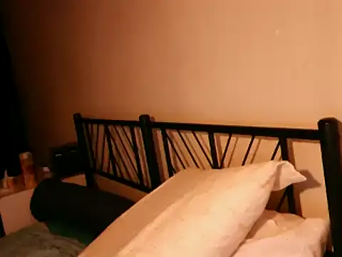 Snapshot of 100Tauros chatting on September 2025 08:42:02 PM 100Tauros online show from September 2025 08:42:02 PM