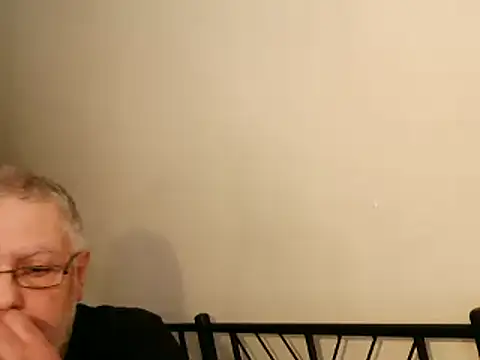 Snapshot of 100Tauros chatting on October 2025 10:13:01 AM 100Tauros online show from October 2025 10:13:01 AM