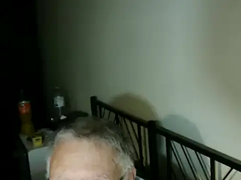 Snapshot of 100Tauros chatting on October 2025 09:14:02 PM 100Tauros online show from October 2025 09:14:02 PM