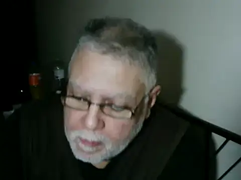 Snapshot of 100Tauros chatting on November 2025 10:09:02 PM 100Tauros online show from November 2025 10:09:02 PM