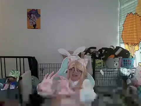 mochi rainbow online show from April 2026 09:56:01 PM