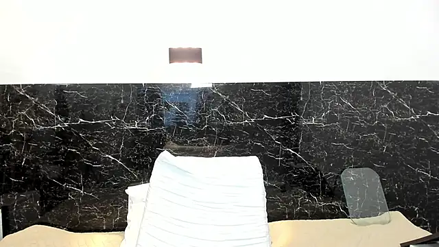 Juliabadlee online show from March 2025 11:49:02 PM