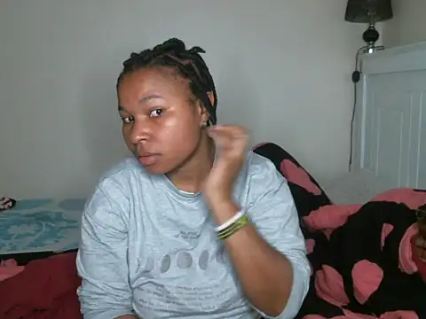 R-thequeen online show from December 2024 08:52:01 AM