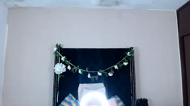 VioletaaaSlave online show from March 2025 11:18:01 AM