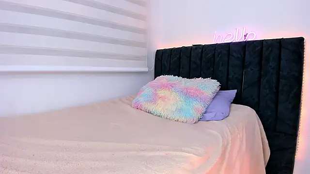 liaqueen610 online show from February 2025 02:36:02 AM
