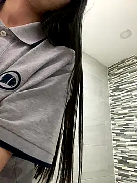 liaqueen610 online show from September 2025 09:48:01 PM