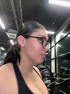 zui lu online show from February 2025 07:47:02 AM