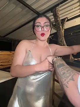 zui lu online show from March 2025 04:38:02 AM