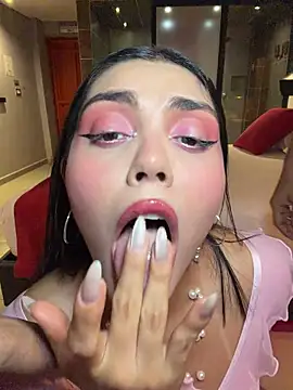 zui lu online show from April 2026 01:44:01 AM