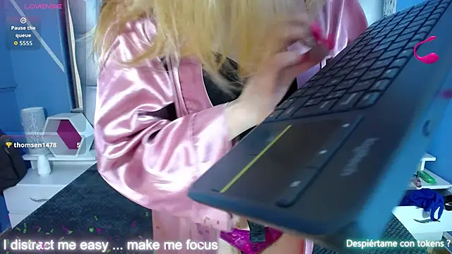 Snapshot of sophia_ny chatting on September 2025 01:49:02 PM sophia ny online show from September 2025 01:49:02 PM