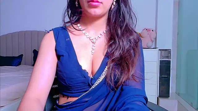Aashika-Kaur online show from October 2025 04:18:02 AM