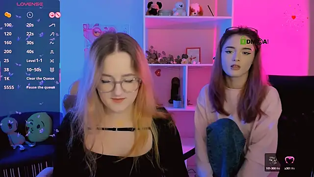 liana kisses online show from September 2025 07:30:02 PM