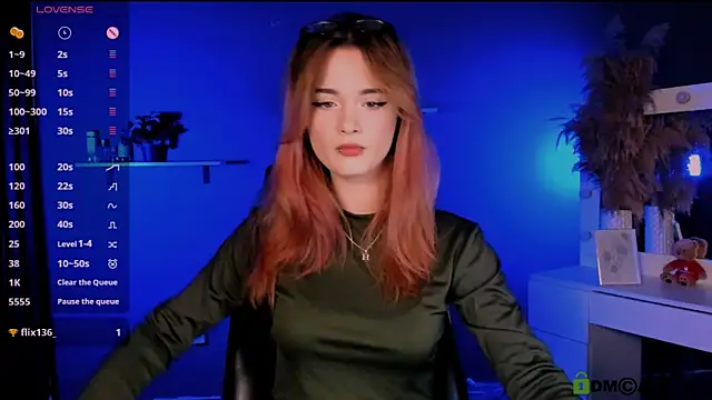 liana kisses online show from October 2025 07:35:02 PM