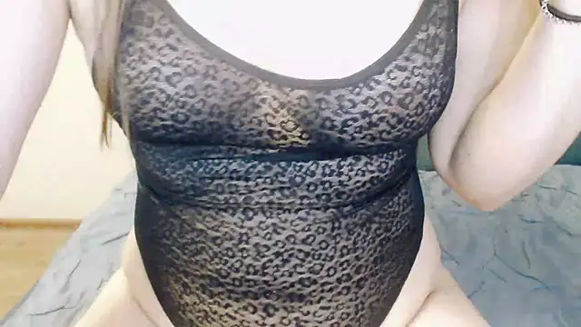 AliseSexyDoll777 online show from December 2024 08:05:01 PM