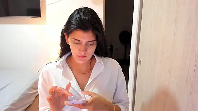 Snapshot of misstoya chatting on September 2025 03:19:01 AM misstoya online show from September 2025 03:19:01 AM