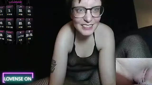 PernillaGirl online show from January 2025 07:13:02 PM