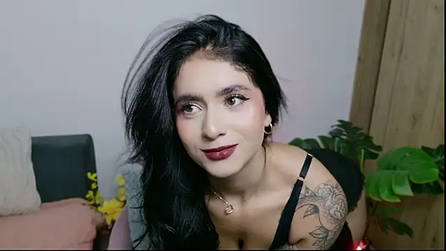 Snapshot of pamela__mar chatting on June 2026 02:12:02 AM pamela mar online show from June 2026 02:12:02 AM