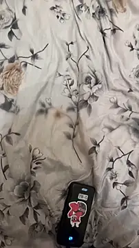 Ariel Ari online show from April 2026 06:34:02 PM