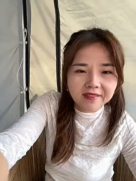 Efangfang online show from December 2024 02:32:01 AM