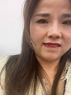 Efangfang online show from February 2025 11:55:01 AM