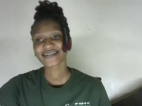 Pretty-emmie online show from February 2025 04:36:01 PM