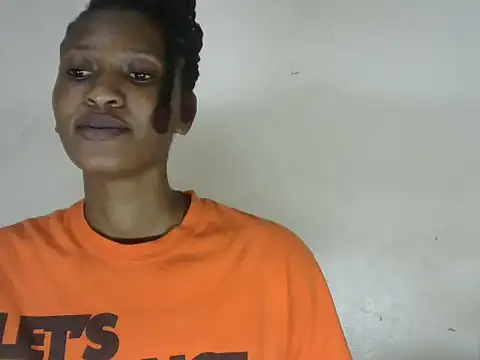 Pretty-emmie online show from February 2025 10:28:01 AM