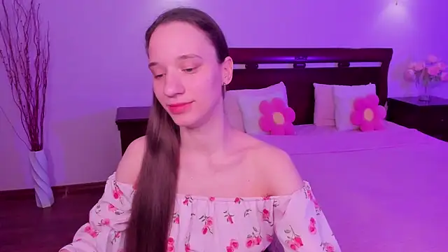 StaceySunny online show from April 2026 06:49:02 PM