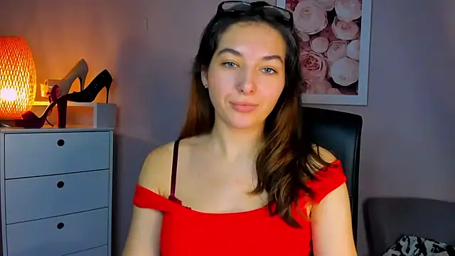 Snapshot of Meagn_Extasy chatting on December 2024 01:57:02 PM Meagn Extasy online show from December 2024 01:57:02 PM