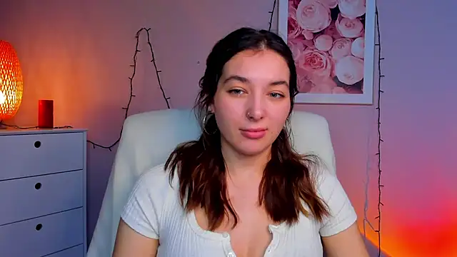 Snapshot of Meagn_Extasy chatting on January 2025 08:29:01 PM Meagn Extasy online show from January 2025 08:29:01 PM