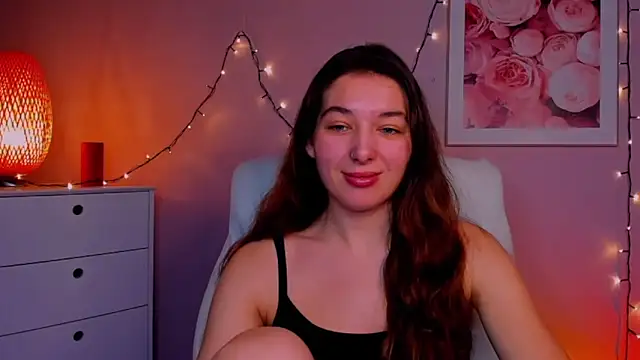 Snapshot of Meagn_Extasy chatting on January 2025 06:03:01 PM Meagn Extasy online show from January 2025 06:03:01 PM