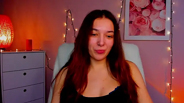 Snapshot of Meagn_Extasy chatting on February 2025 08:28:01 PM Meagn Extasy online show from February 2025 08:28:01 PM