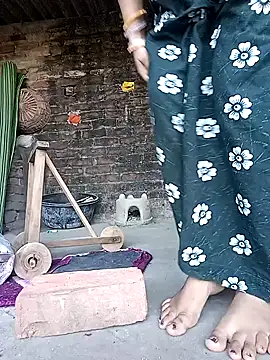 Snapshot of Angel-life chatting on September 2025 12:59:01 AM Angel-life online show from September 2025 12:59:01 AM