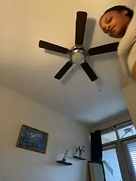 Snapshot of goldbuni chatting on December 2024 02:05:02 PM goldbuni online show from December 2024 02:05:02 PM