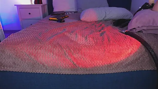 SindelDark online show from January 2025 04:55:02 PM